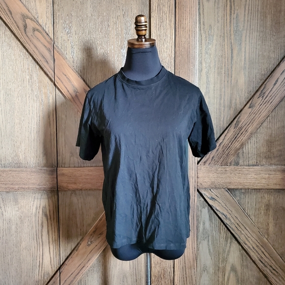 Victoria Beckham Black Tee - Picture 1 of 5